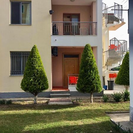 Shyqi Apartments Velipojë Buitenkant foto