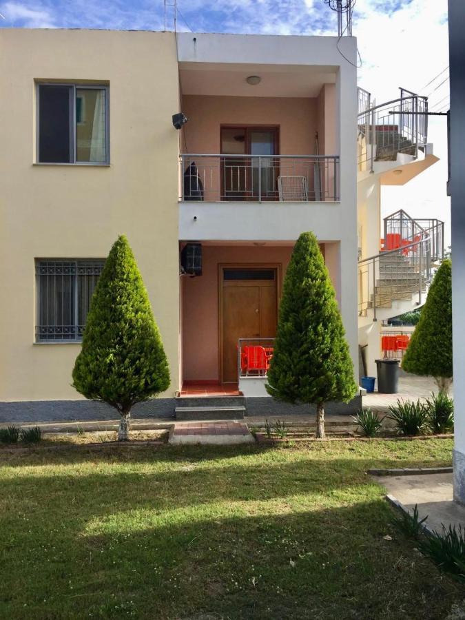 Shyqi Apartments Velipojë Buitenkant foto