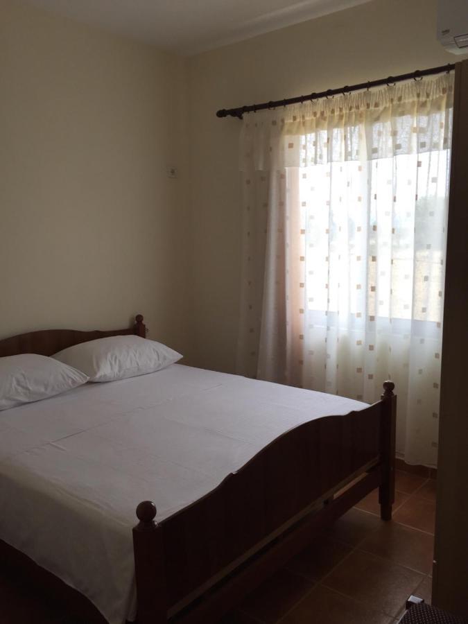 Shyqi Apartments Velipojë Buitenkant foto